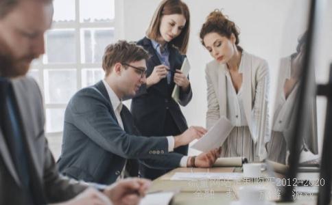 如何在支付宝中查已买的天弘基金？