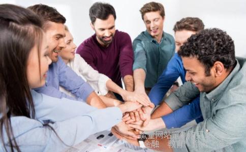 如何预测自己购买基金的涨落？