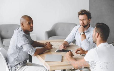 求方正集团“钱掉了钱掉了!一毛钱啊?拿去炒股票!给他上大学。一毛钱上什么大学?积少成多嘛!”这个广