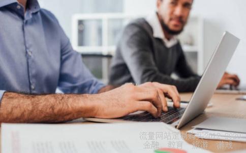 华昌化工2018年度拟10转5派1.5怎么没到账？