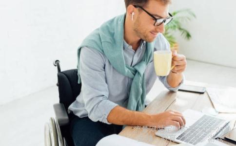 
从工行网上银行购广发强债基金和广发优选基金费率各是多少？
