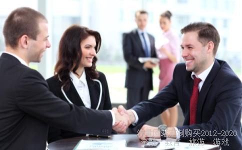 我昨天刚买的110003基金需要持有几天才可以赎回