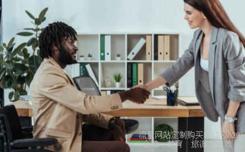 基金赎回时，有一个顺延和取消两个选项，是什么意思？原来赎回基金从没有出现这种问题？