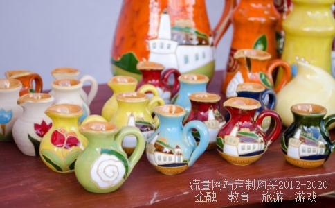 通常所说的A股指数000002是指的在上海证交所上市的股票吗?