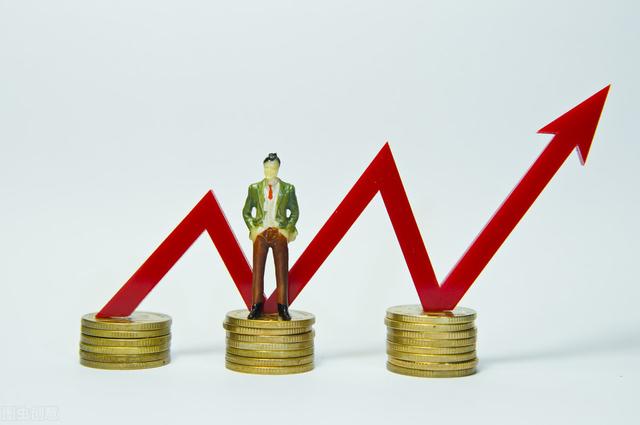 在股市投资中，长线投资与短线投资相比，优势主要有两个图