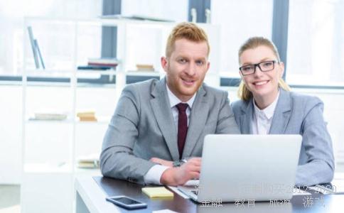 股票吧里哪些帖子99%都让人进他们的群,他们有什么目的吗?