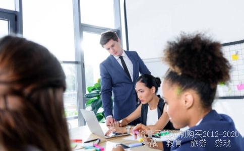 请问各行各业中的龙头股都有哪些?