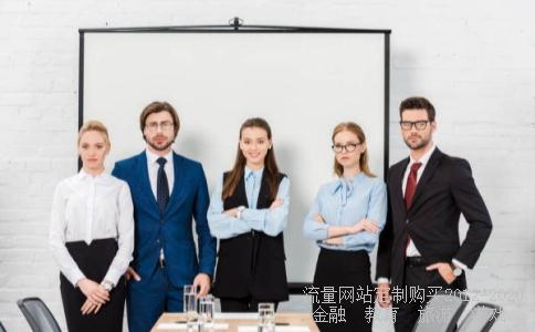 小米上市股价几近夭折，雷军再度出手亿元回购，对此你如何看待？