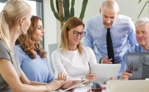 新股发行制度改革-
新股发行体制的经历阶段
