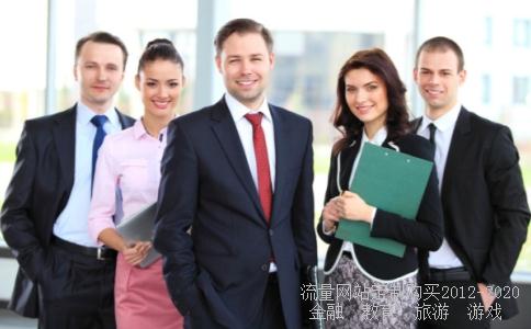 经证监会批准成立的基金公司共有多少家，开放式基金产品共有多少个，运作资金用多少钱